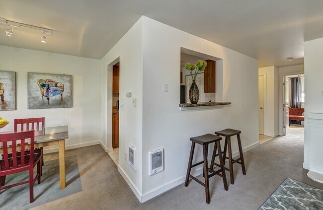 Building Photo - 14206 NE 181st Pl