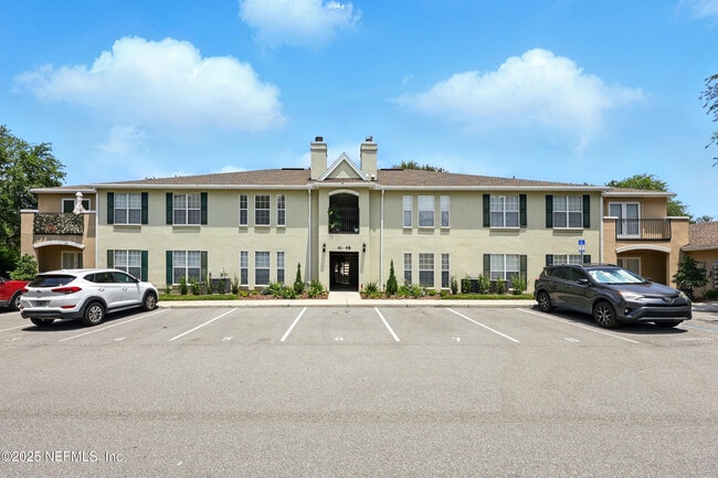 Building Photo - 43 Jardin De Mer Pl