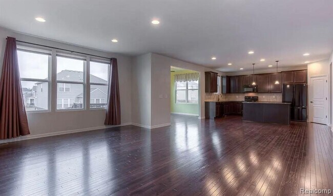 Building Photo - 29845 Macintosh Ln