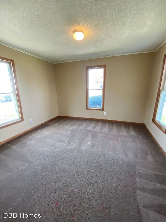 Building Photo - 3 br, 1 bath House - 534 South Street