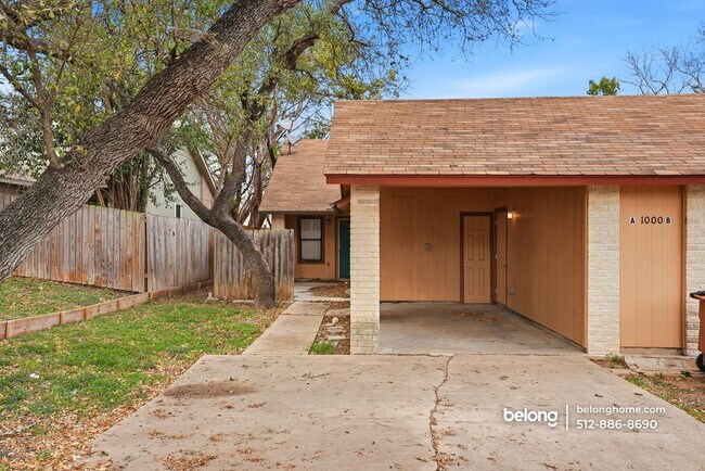 Foto del edificio - 1000 Milford Way