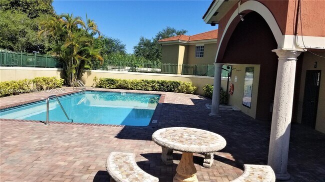 Building Photo - 15250 SW 134th Pl