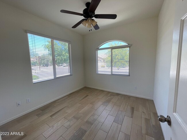 Foto del edificio - 7621 W Quail Track Dr