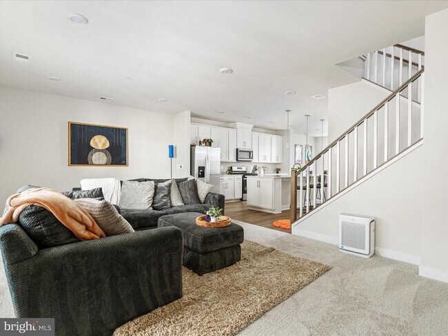 Foto del edificio - 20835 Owenmore Ter