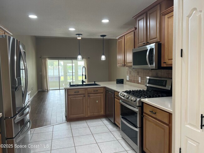 Foto del edificio - 1536 Grand Isle Blvd