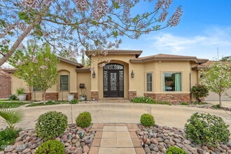 Building Photo - 1316 Hookridge Dr