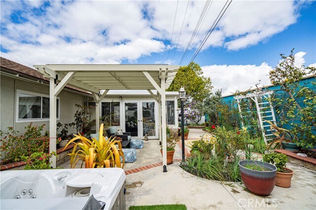 Foto del edificio - 19882 Lotus Ln