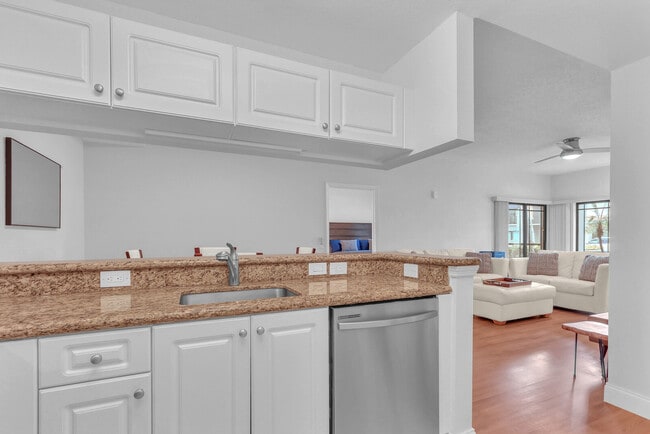 Building Photo - 2803 Sarento Pl