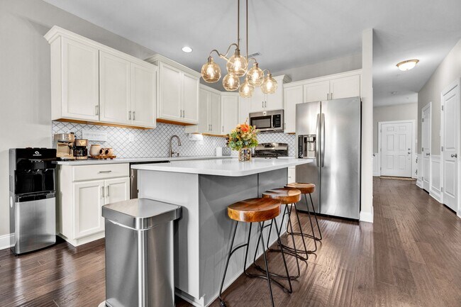 Building Photo - Beautiful Telford Townhome available for i...