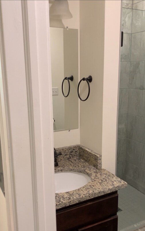 Building Photo - 33 S Lake Ave