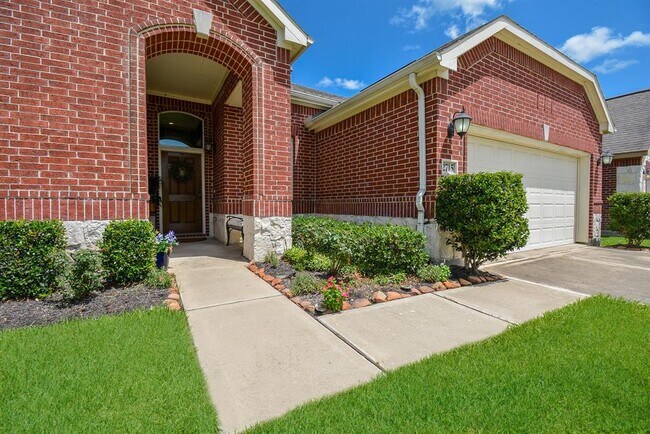 Foto del edificio - 2715 Farlow Ln