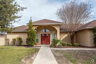 Building Photo - 309 Boulder Ridge Dr