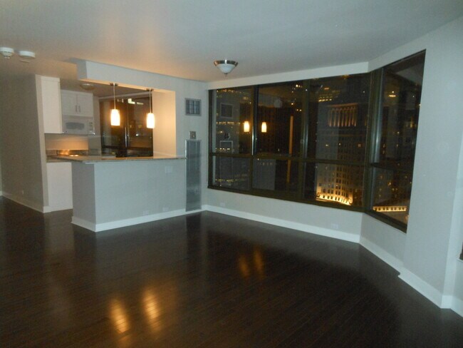 Building Photo - 405 N Wabash Ave