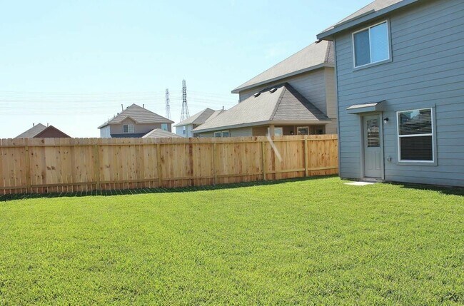 Foto del edificio - 5815 Dawn Terrace Ct