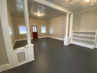 Building Photo - 209 Green St