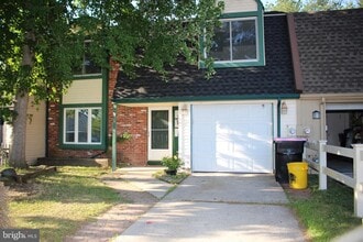 Building Photo - 34 Heron Pl