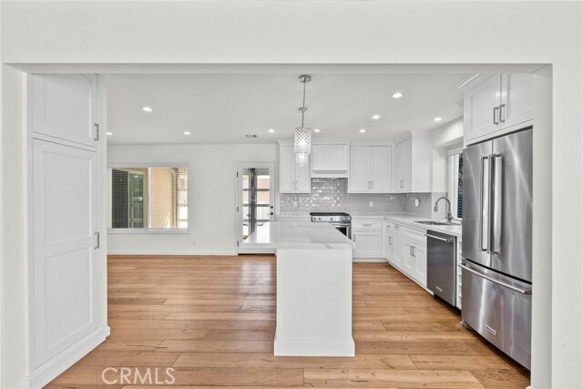 Foto del edificio - 1056 E Orange Grove Ave