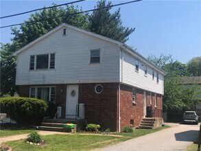 Building Photo - 38 Landin St