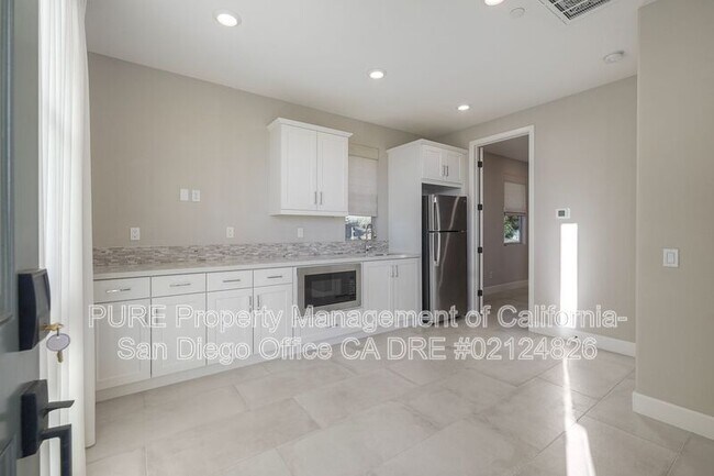Building Photo - 918 Lindbergh Dr
