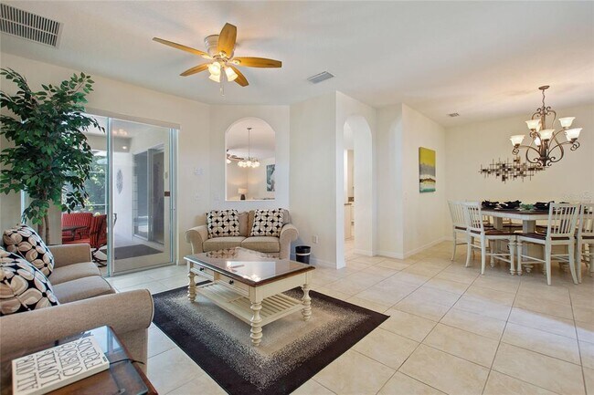 Foto del edificio - 1316 Golf Course Pkwy