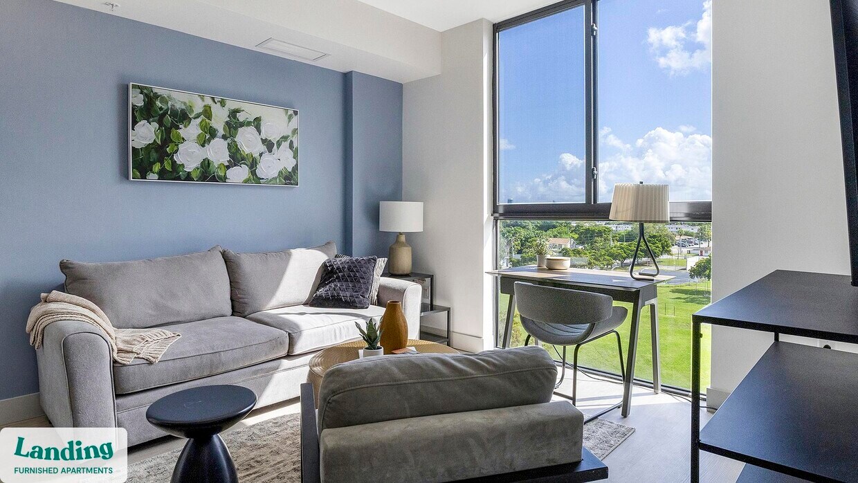 Primary Photo - 1155 NE 126th St