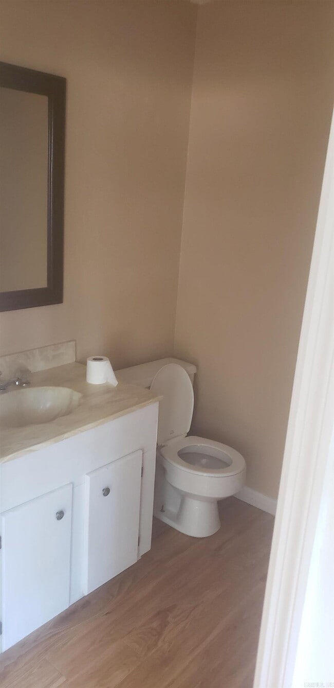 Foto del edificio - 11319 Ethan Allen Dr