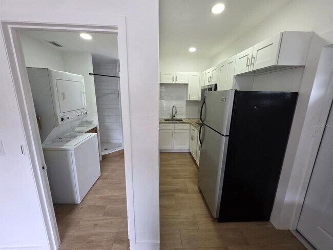 Foto del edificio - 1614 N Washington Ave