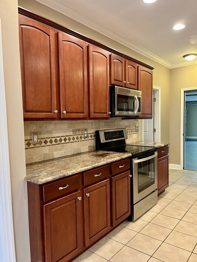 Building Photo - 4BR Home in Summer Rose with Two Primary Suites | 3,271 Sq Ft | Flexible Layout