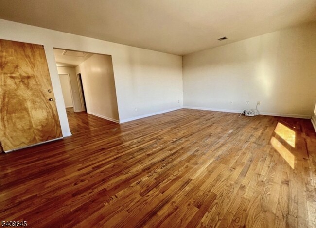 Foto del edificio - 19 Columbus Ave