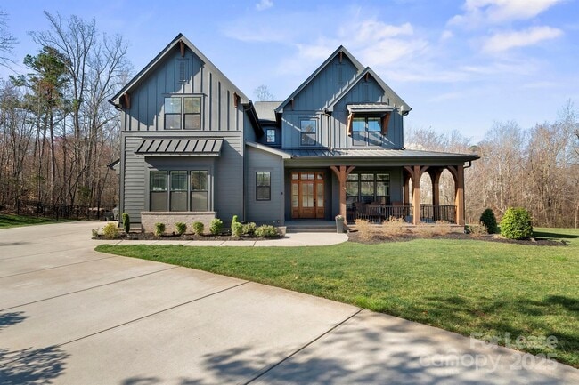Building Photo - 180 Twin Sisters Ln