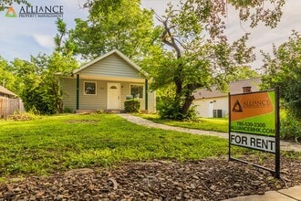 Building Photo - 1020 Yuma St