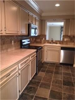 Foto del edificio - 11525 Chimney Rock Rd