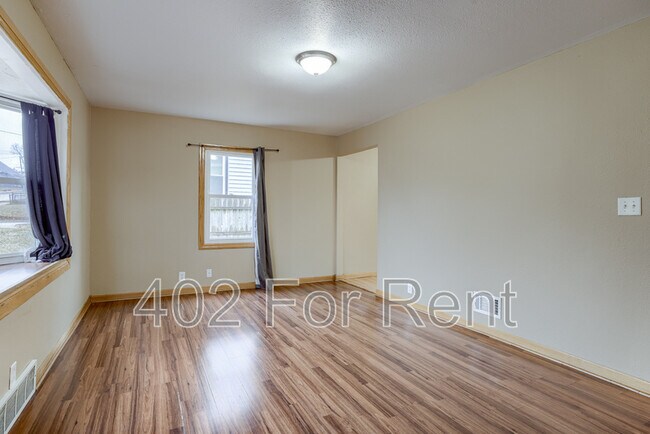 Building Photo - 4006 Redick Ave