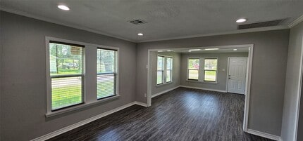 Building Photo - 215 San Jacinto St