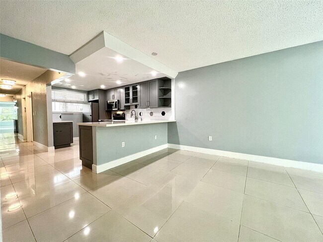 Foto del edificio - 7450 NW 17th St