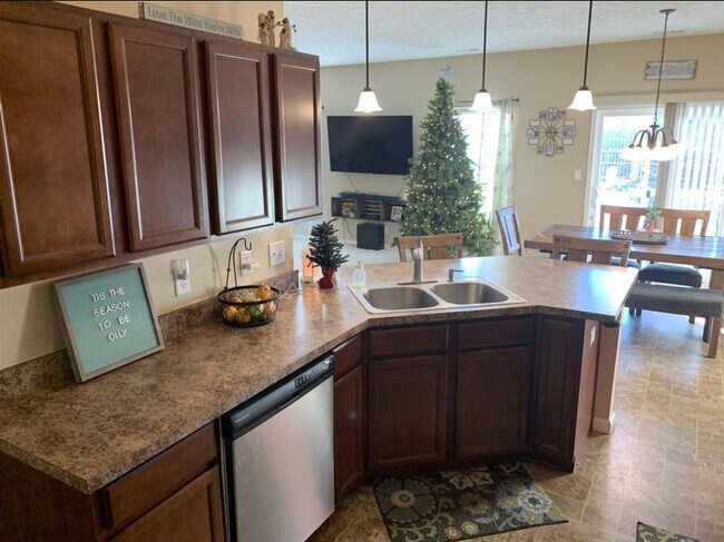 Foto del edificio - Hawthorne Lakes...4 Bed 2 Bath