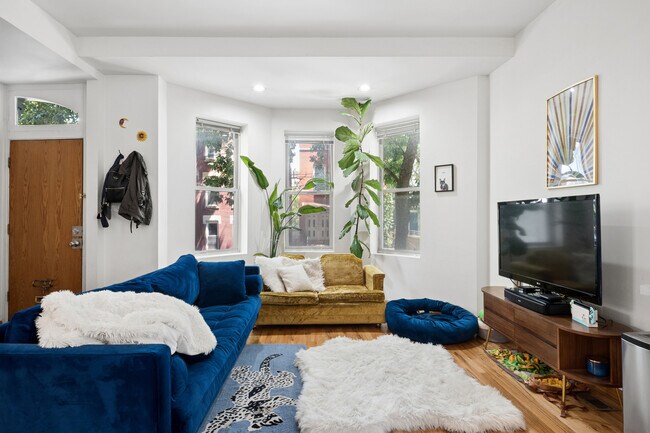 Foto del edificio - 1236 N Marion Ct