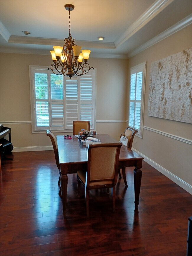 Foto del edificio - 2860 E Castle Pines Terrace