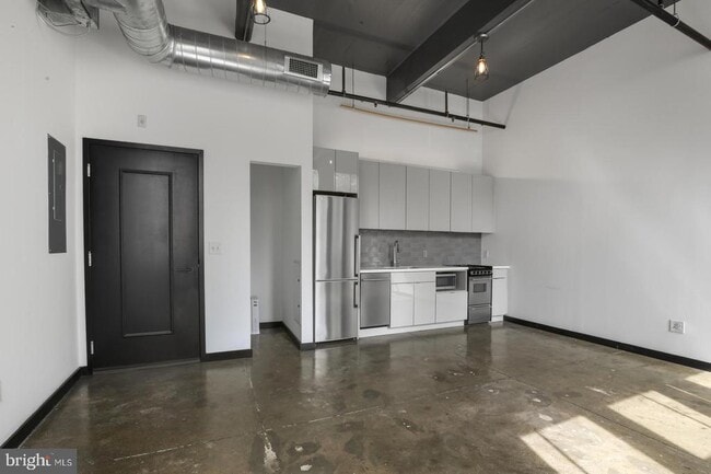 Building Photo - 1701 Tulip St