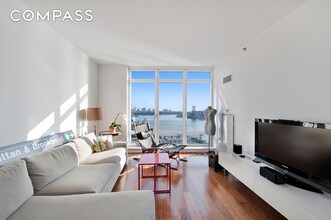 Building Photo - 2 N 5th St