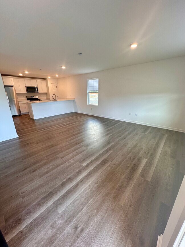 Foto del edificio - 4944 Yates Rd