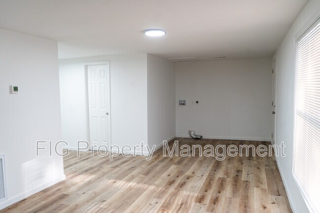 Foto del edificio - 3715 Sisk Rd NW
