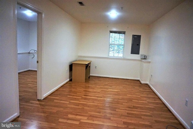 Building Photo - 18304 Bailiwick Pl