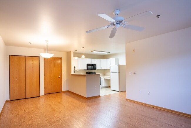 Foto del edificio - Washington Court Apartments