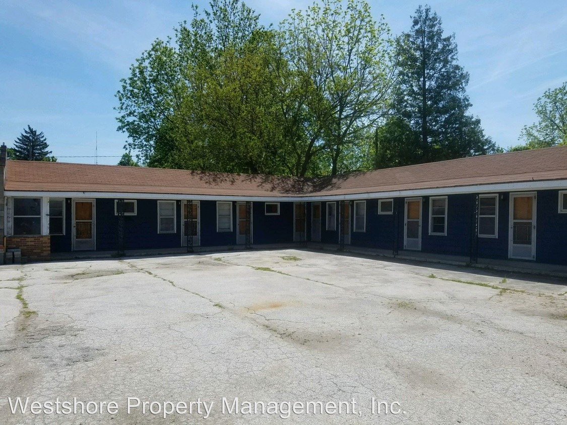 Primary Photo - 305 E Colby St