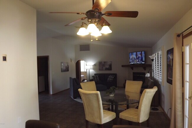 Foto del edificio - 14612 N Fountain Hills Blvd