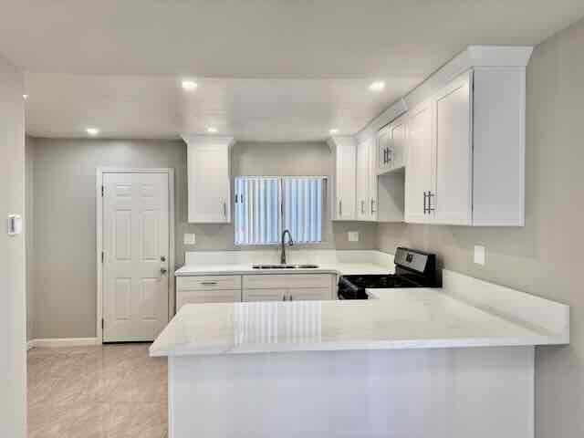 Foto del edificio - 237 1/2 Olive Ave