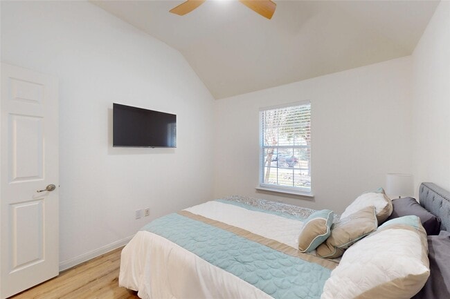 Foto del edificio - 18 Avenswood Pl