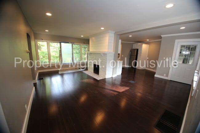 Building Photo - 3105 Paoli Pike
