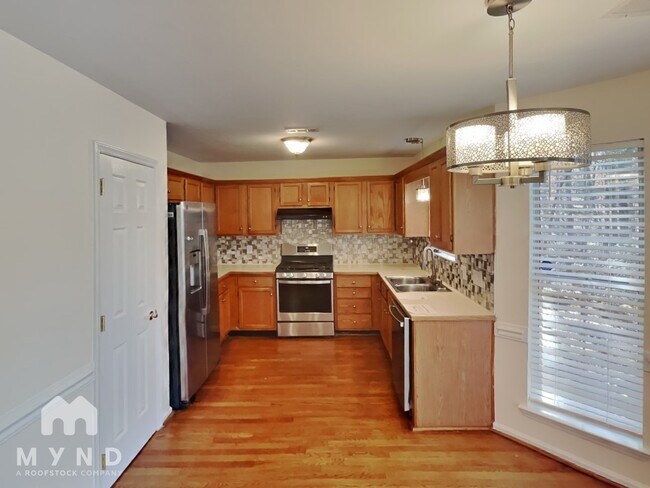 Foto del edificio - 10002 Gardendale Ct